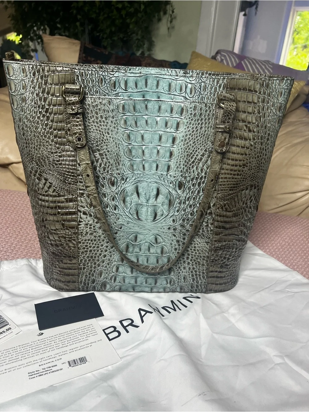 Brahmin Abigail Bluebell Ombré Melbourne Shoulder Bag - Picture 5 of 17